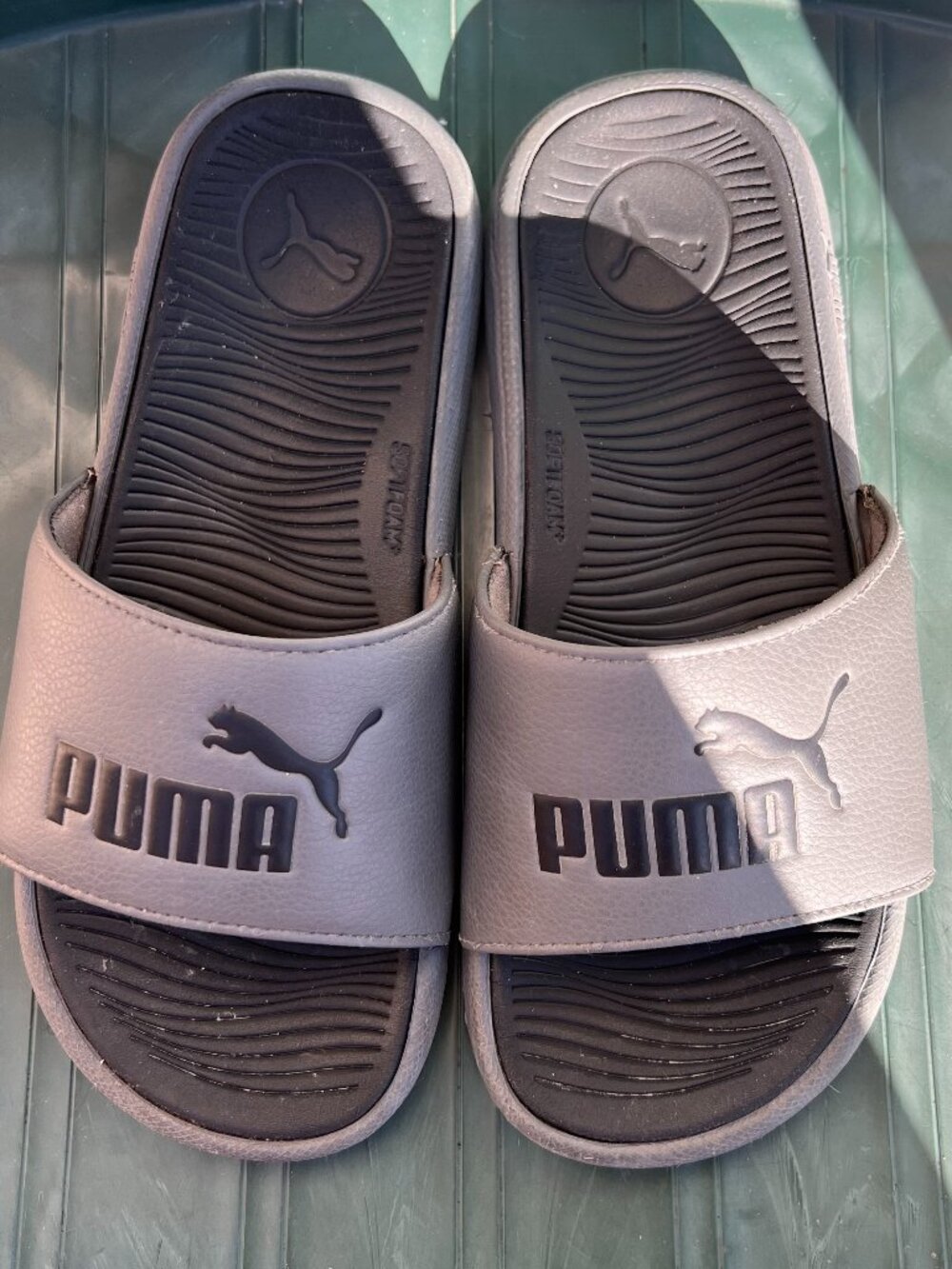 Puma Slide Sandals Gray Black Men’s US 6 wide Slip On Comfort Slides Casual